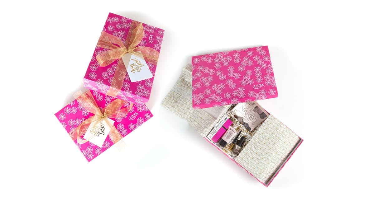 Joy to the Girl: ULTA Beauty Holiday Pay-It-Forward Campaign